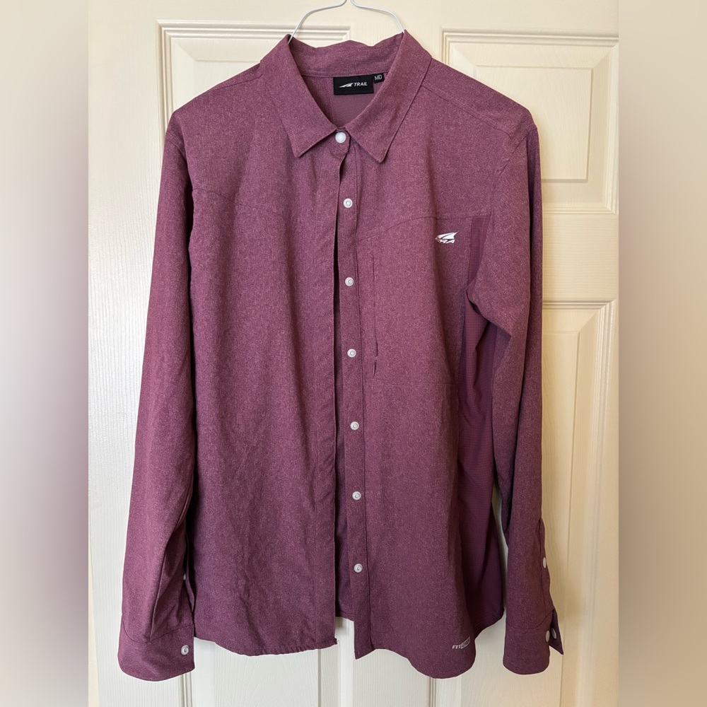 Altra Trail Snap Button-down Shirt size women’s M
